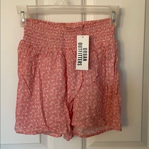 UO Flowy Light Pink Floral Shorts